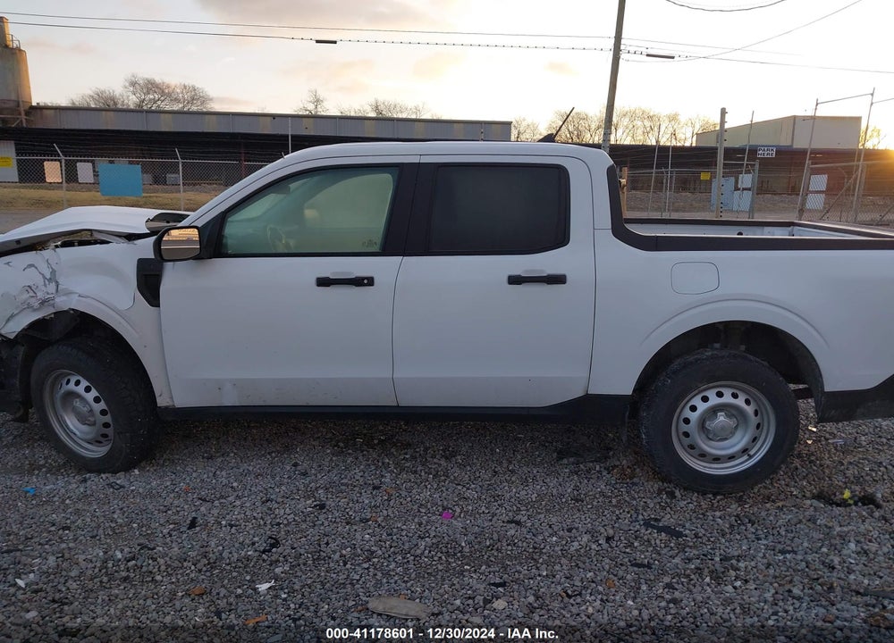 2024 FORD MAVERICK XL VIN: 3FTTW8B93RRA30029