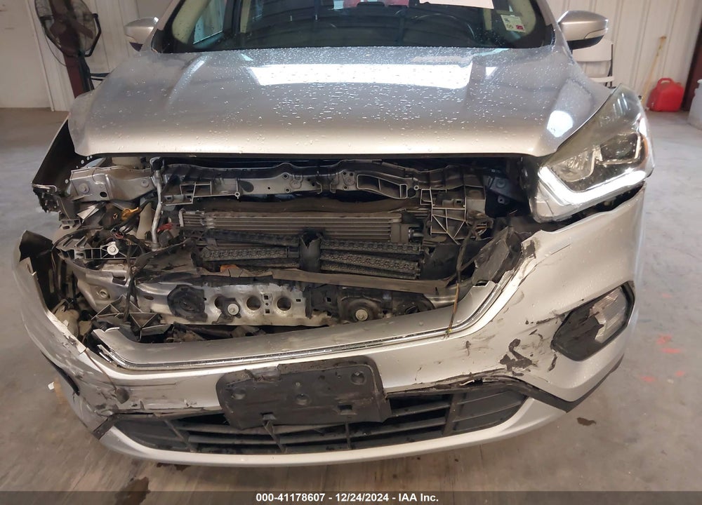 2017 FORD ESCAPE VIN: 1FMCU0JD4HUD75912