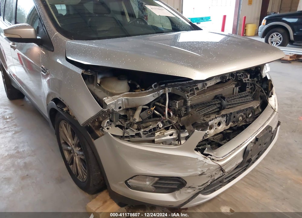 2017 FORD ESCAPE VIN: 1FMCU0JD4HUD75912