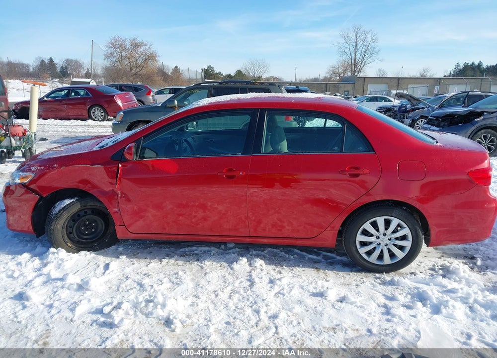 2013 TOYOTA COROLLA LE VIN: 2T1BU4EE0DC049834