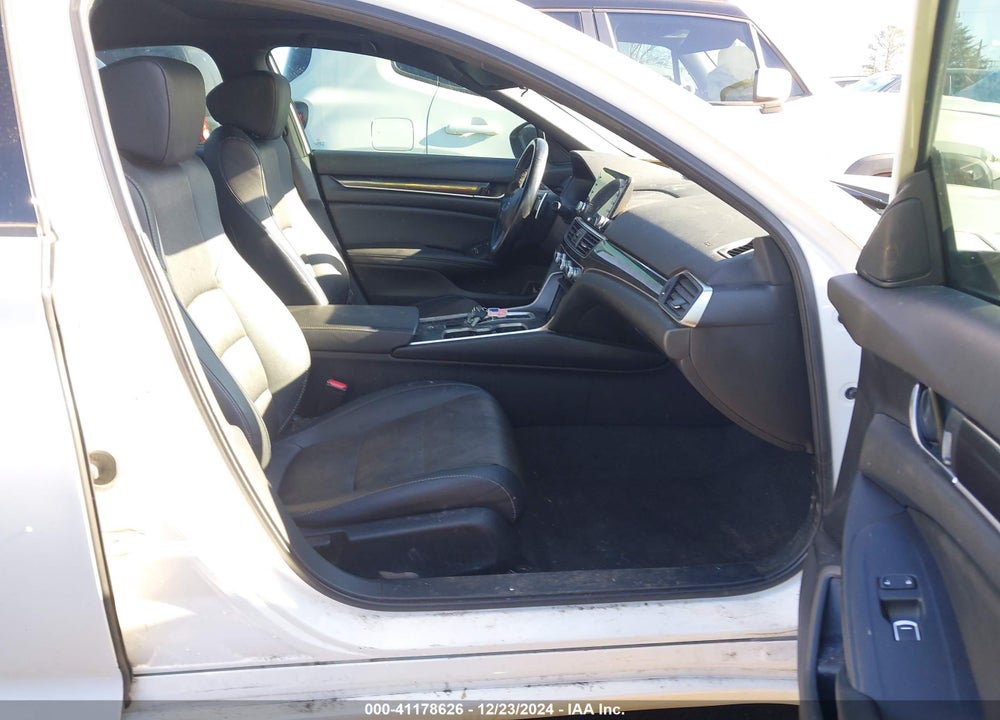 2020 HONDA ACCORD VIN: 1HGCV2F33LA030637