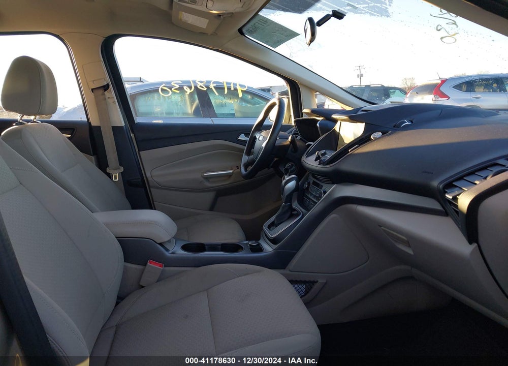 2017 FORD C-MAX VIN: 1FADP5EUXHL101598