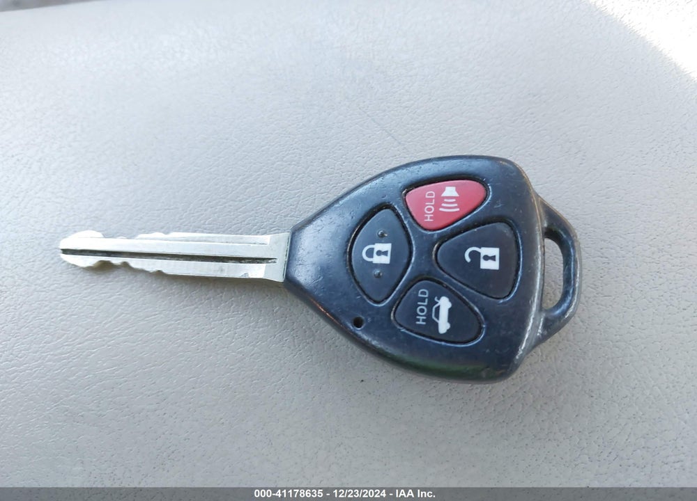 2011 TOYOTA CAMRY LE VIN: 4T1BK3EK8BU618415