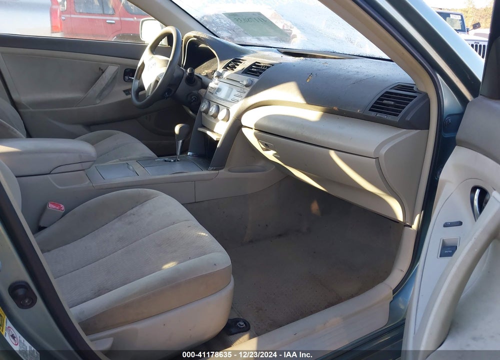 2011 TOYOTA CAMRY LE VIN: 4T1BK3EK8BU618415
