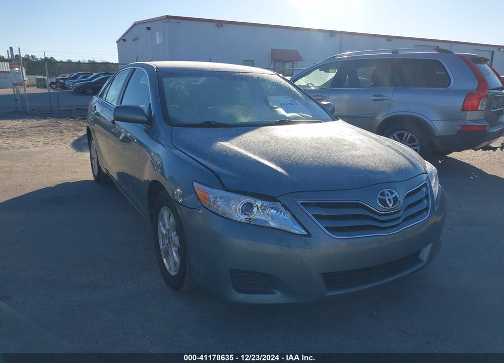 2011 TOYOTA CAMRY LE VIN: 4T1BK3EK8BU618415