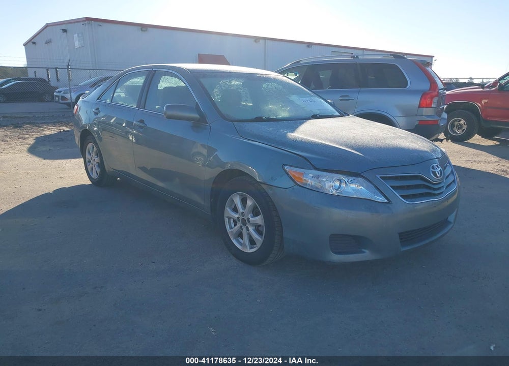 2011 TOYOTA CAMRY LE VIN: 4T1BK3EK8BU618415