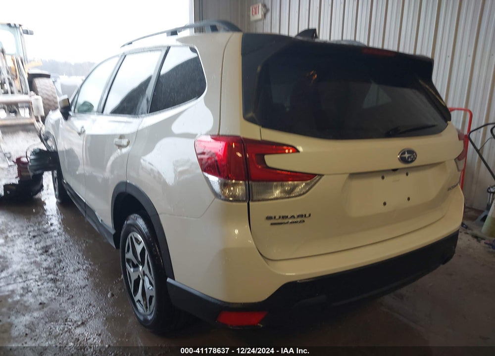 2024 SUBARU FORESTER VIN: JF2SKADC5RH491467