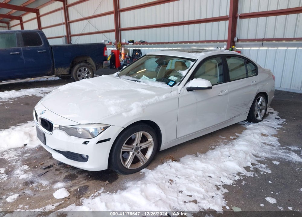 2014 BMW 320I XDRIVE VIN: WBA3C3C5XEF984207