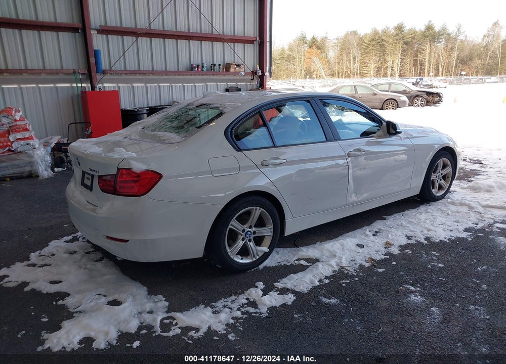 2014 BMW 320I XDRIVE VIN: WBA3C3C5XEF984207