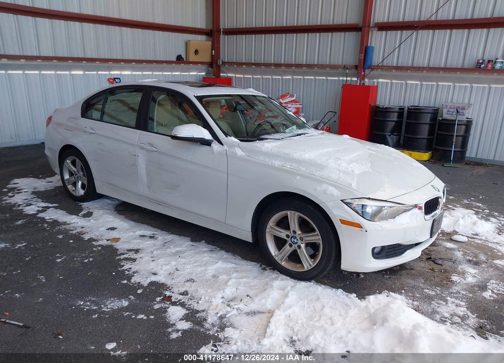 2014 BMW 320I XDRIVE VIN: WBA3C3C5XEF984207