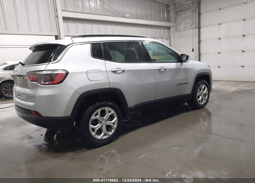 2024 JEEP COMPASS LATITUDE 4X4 VIN: 3C4NJDBN8RT117912