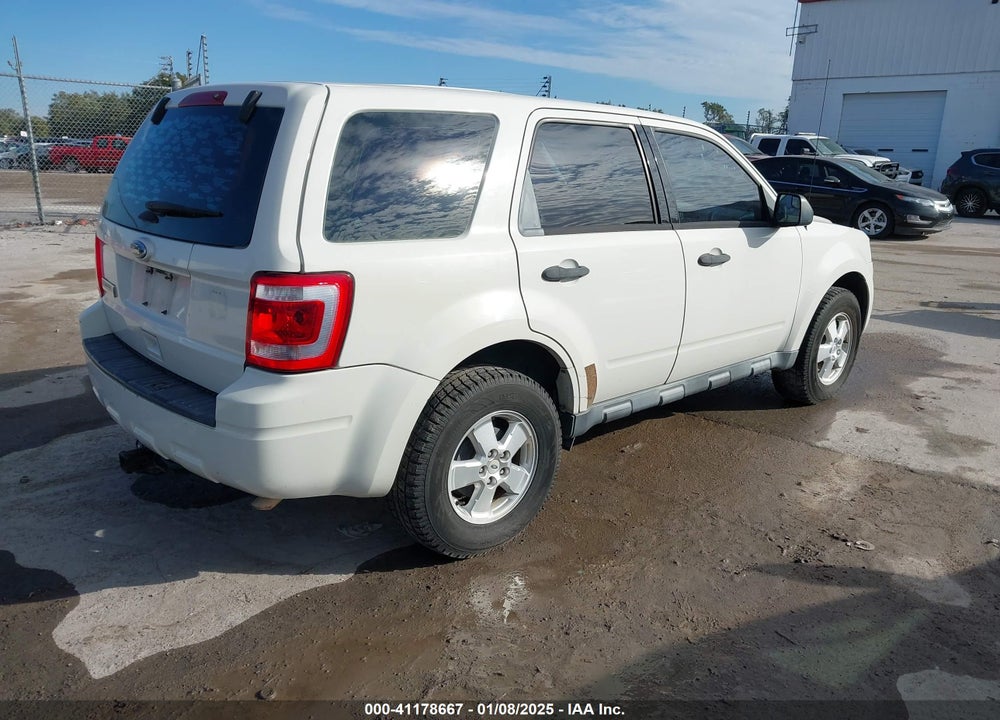 2012 FORD ESCAPE XLS VIN: 1FMCU0C79CKC27637