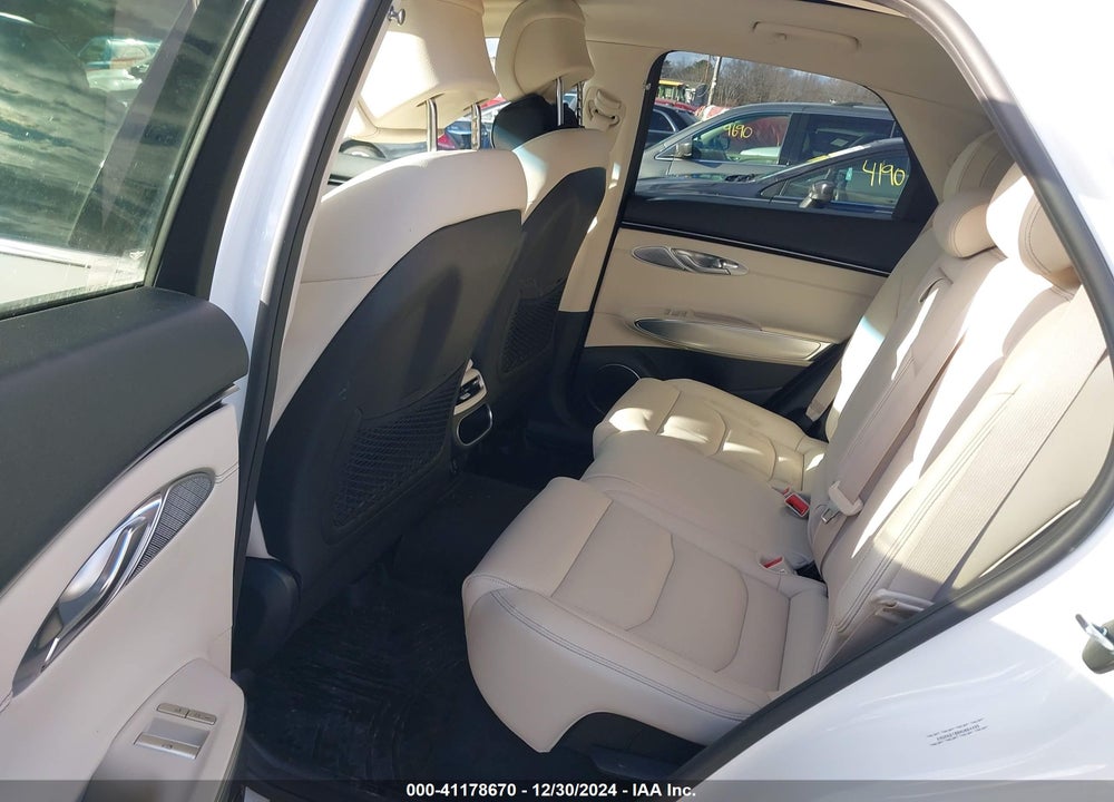 2022 GENESIS GV70 2.5T AWD VIN: KMUMADTB8NU064495