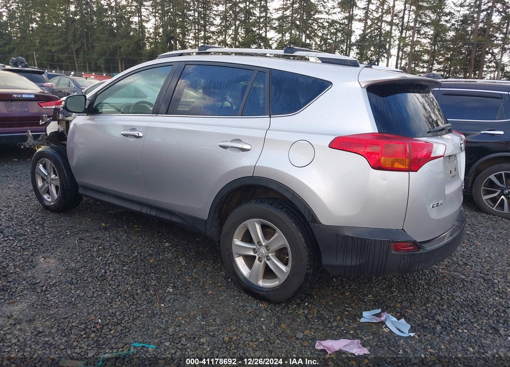 2013 TOYOTA RAV4 XLE VIN: 2T3RFREV9DW018819