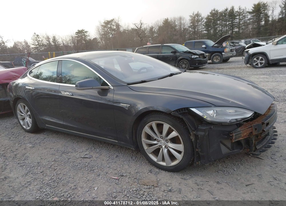 2016 TESLA MODEL S VIN: 5YJSA1E26GF122380