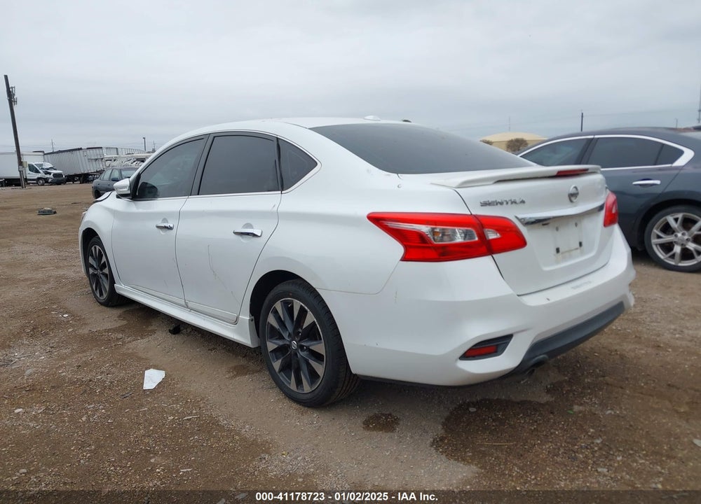 2016 NISSAN SENTRA SR VIN: 3N1AB7AP2GY274581