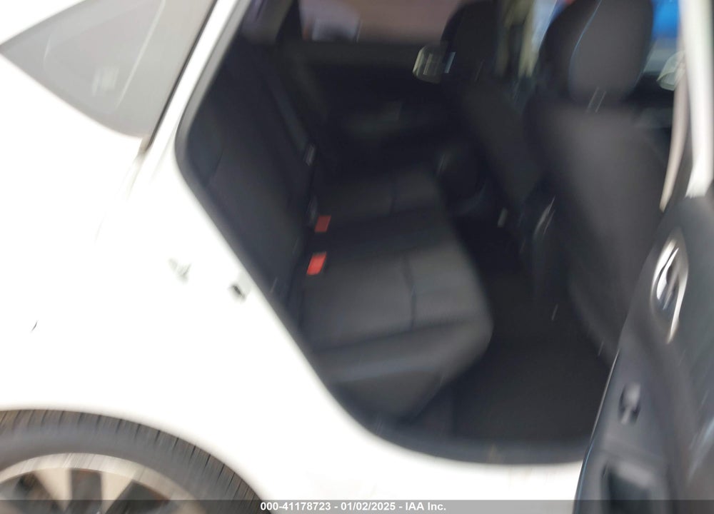 2016 NISSAN SENTRA SR VIN: 3N1AB7AP2GY274581