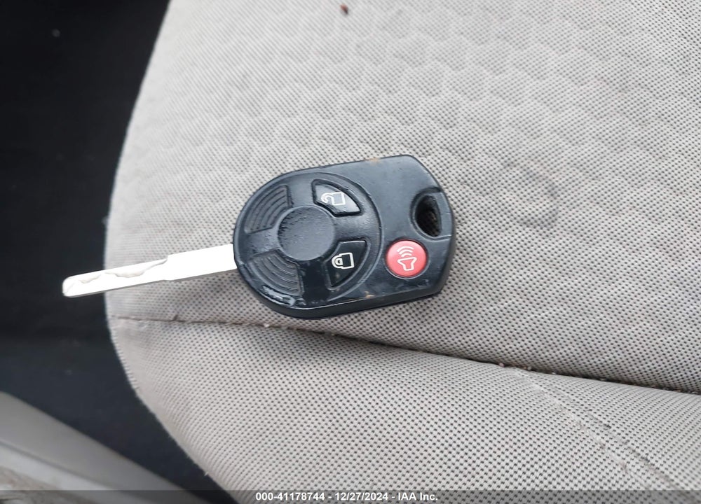 2017 FORD ESCAPE SE VIN: 1FMCU9G9XHUC35659