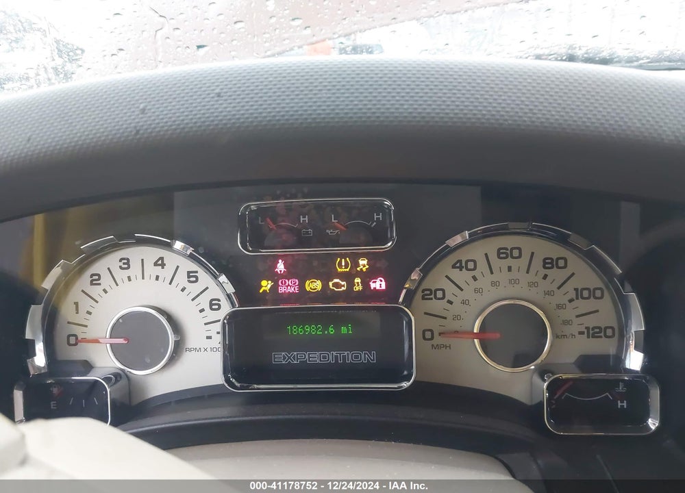 2012 FORD EXPEDITION XLT VIN: 1FMJU1H57CEF02585