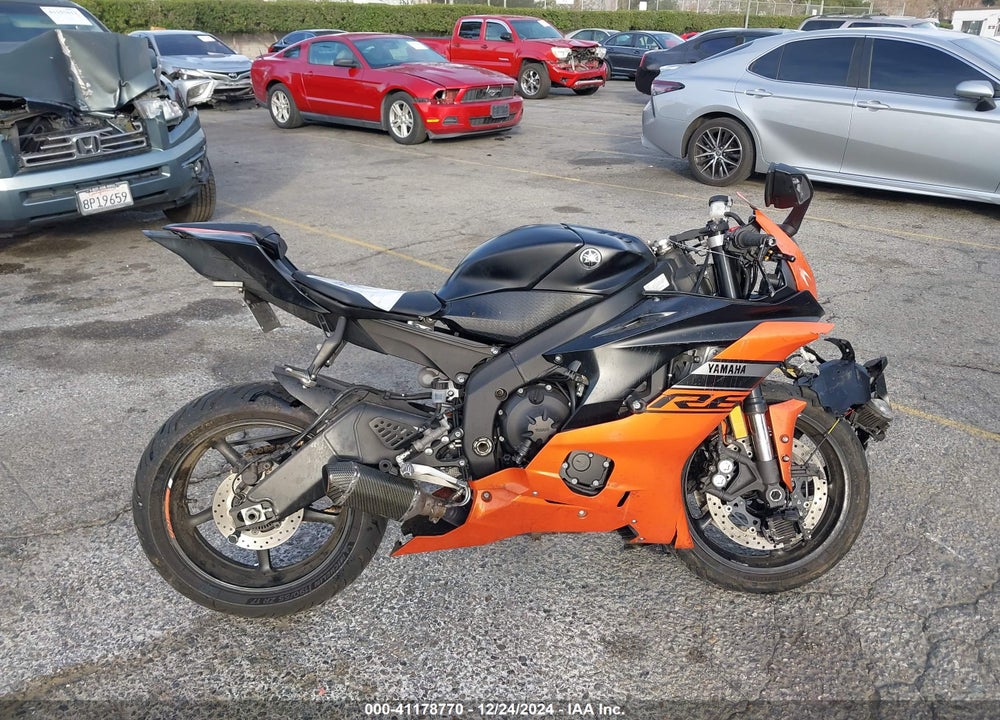 2020 YAMAHA YZFR6 C VIN: JYARJ28Y8LA002700