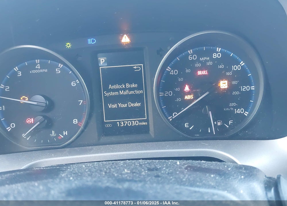 2017 TOYOTA RAV4 LE VIN: JTMZFREV9HJ135806