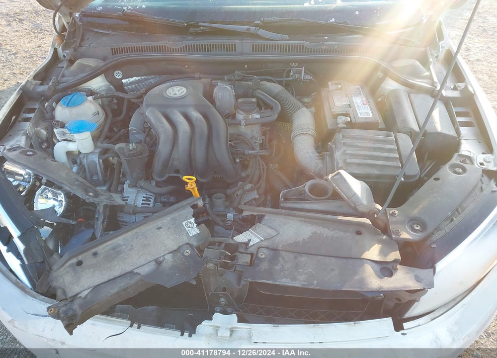 2011 VOLKSWAGEN JETTA 2.0L S VIN: 3VW2K7AJ9BM330137
