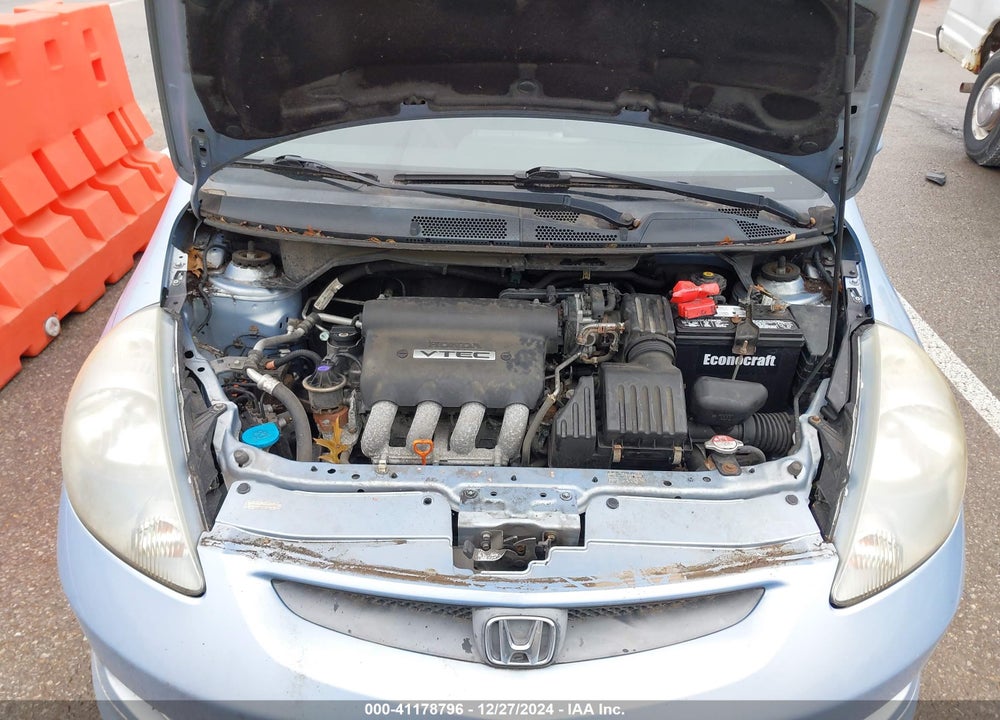 2008 HONDA FIT VIN: JHMGD38678S049448