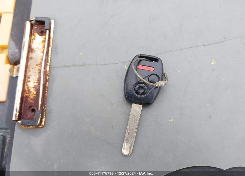2008 HONDA FIT VIN: JHMGD38678S049448