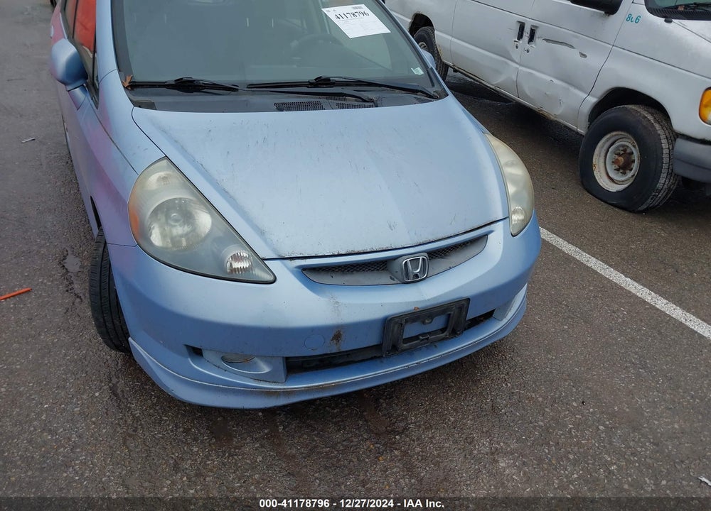 2008 HONDA FIT VIN: JHMGD38678S049448