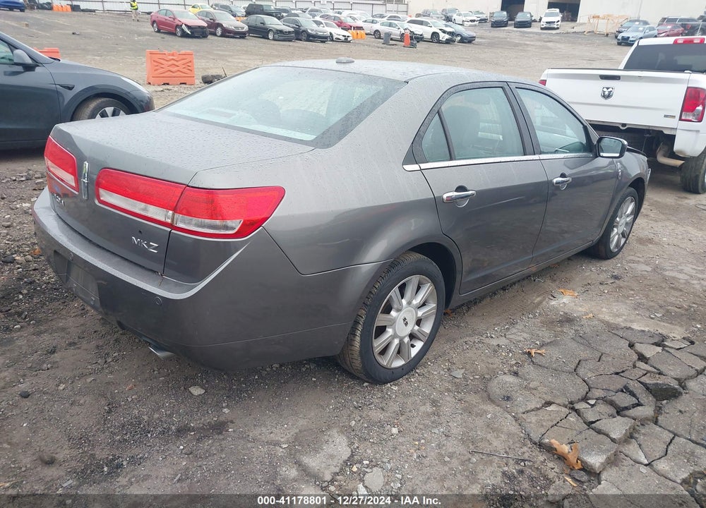 2010 LINCOLN MKZ VIN: 3LNHL2GC9AR636418