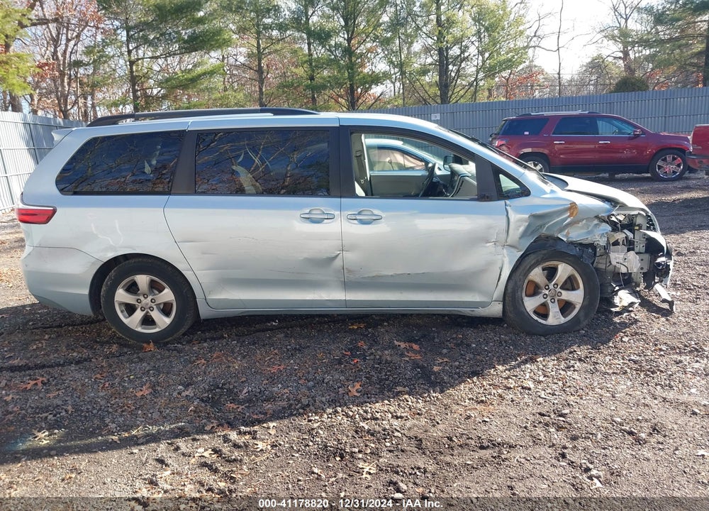 2016 TOYOTA SIENNA LE 8 PASSENGER VIN: 5TDKK3DC1GS714543