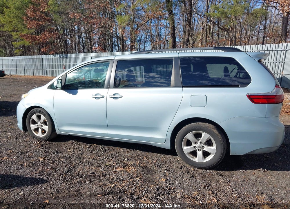 2016 TOYOTA SIENNA LE 8 PASSENGER VIN: 5TDKK3DC1GS714543