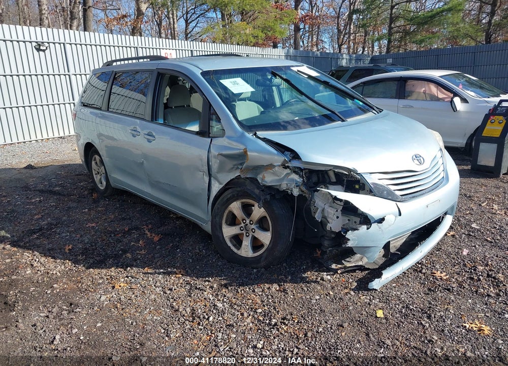 2016 TOYOTA SIENNA LE 8 PASSENGER VIN: 5TDKK3DC1GS714543