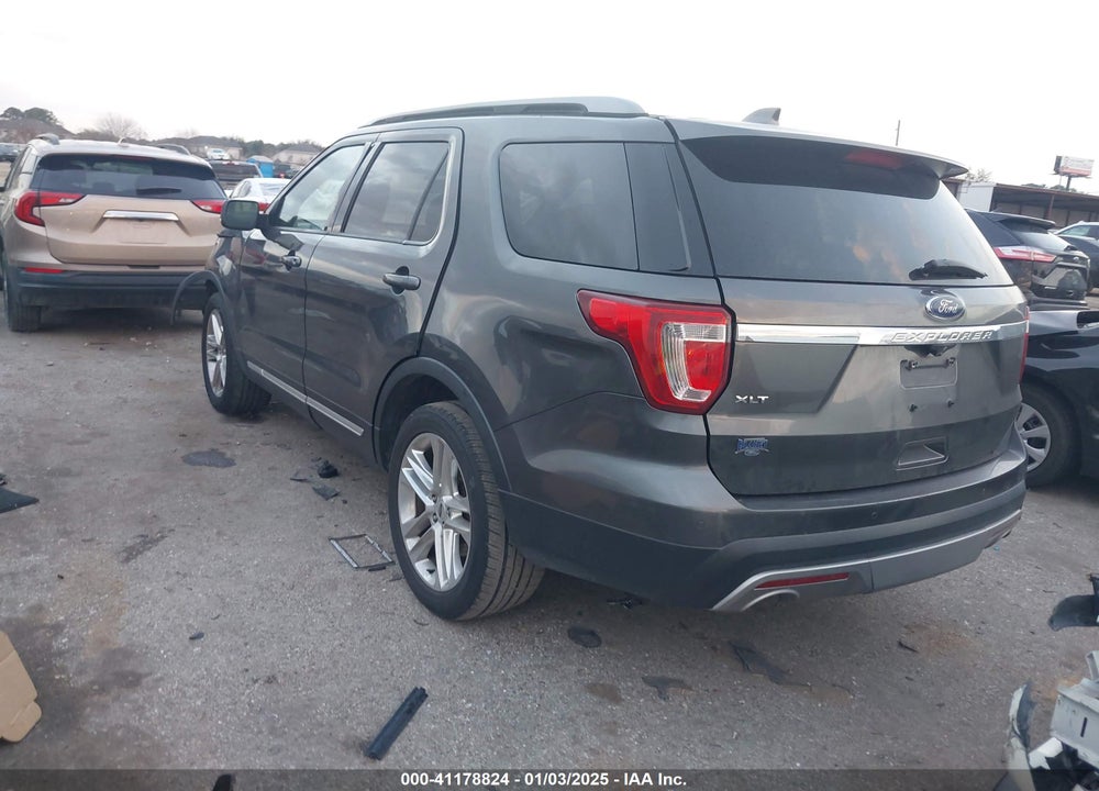 2017 FORD EXPLORER XLT VIN: 1FM5K7D85HGA27816