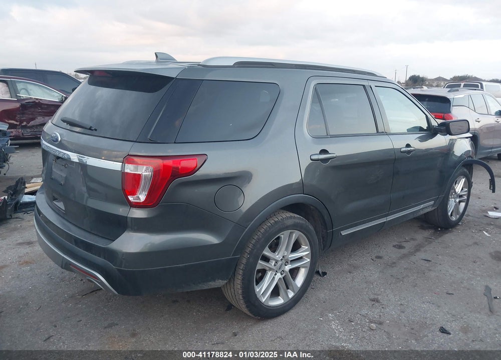 2017 FORD EXPLORER XLT VIN: 1FM5K7D85HGA27816