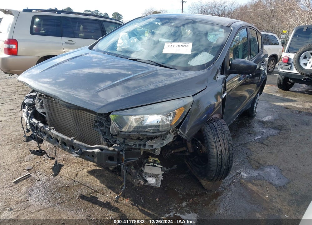 2018 FORD ESCAPE S VIN: 1FMCU0F73JUB20094