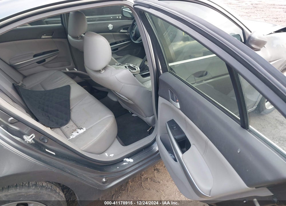 2008 HONDA ACCORD 2.4 EX-L VIN: JHMCP268X8C078621