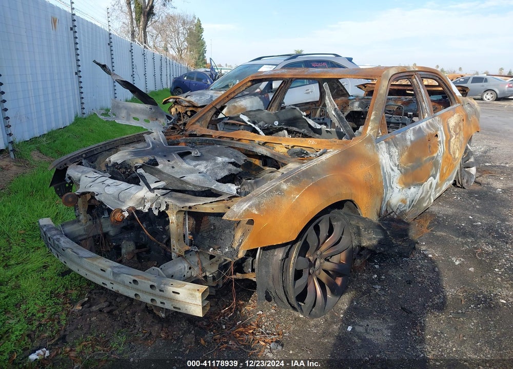 2019 CHRYSLER 300 LIMITED VIN: 2C3CCAEG8KH568550
