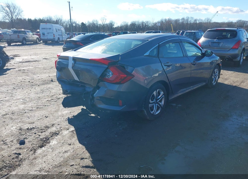 2018 HONDA CIVIC VIN: 19XFC2E56JE015323