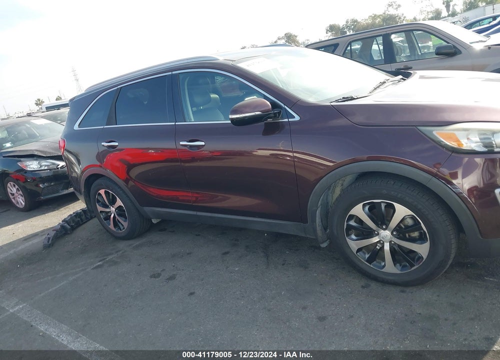 2016 KIA SORENTO 3.3L EX VIN: 5XYPH4A52GG072069
