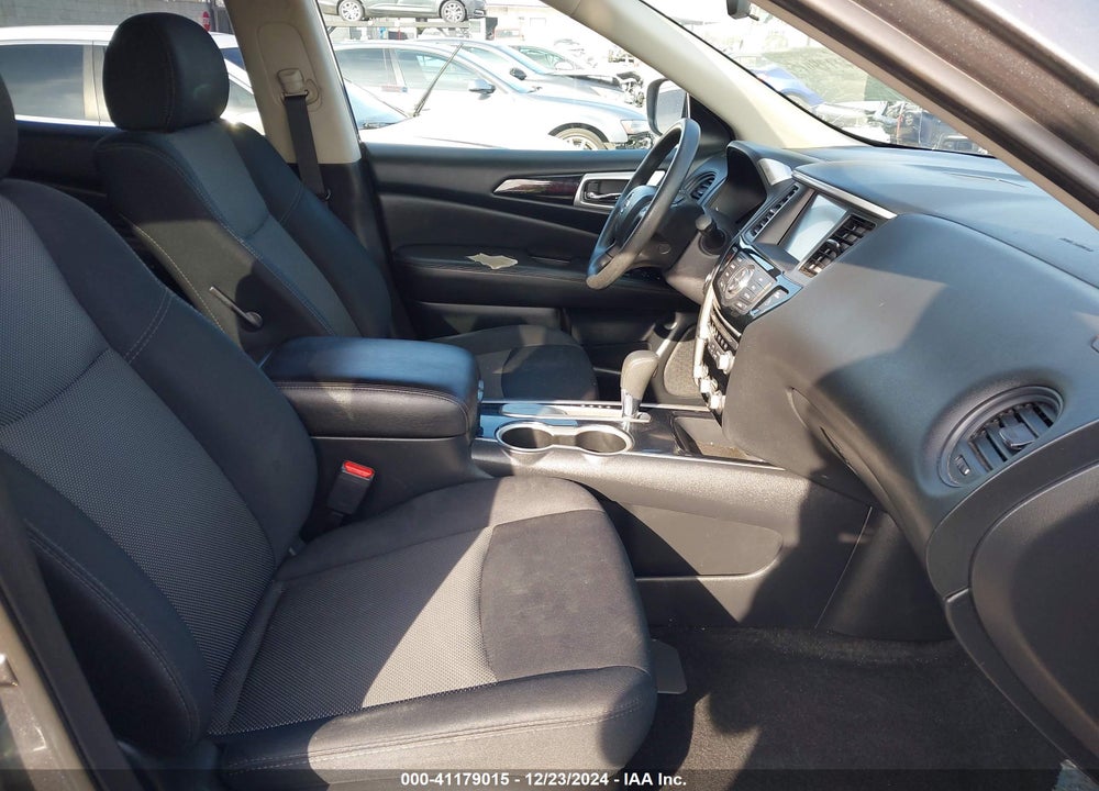 2018 NISSAN PATHFINDER S VIN: 5N1DR2MN7JC676837