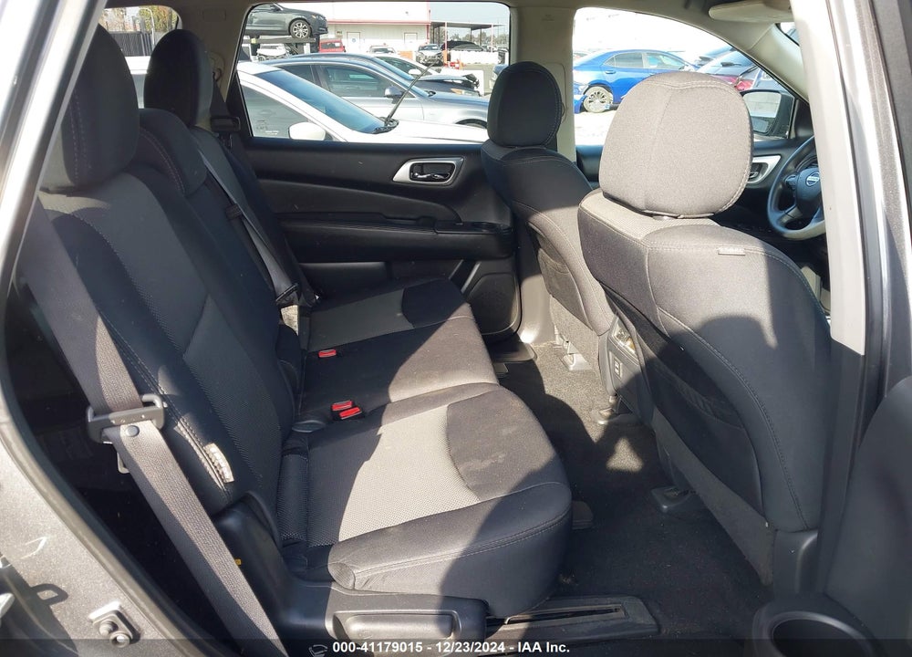 2018 NISSAN PATHFINDER S VIN: 5N1DR2MN7JC676837