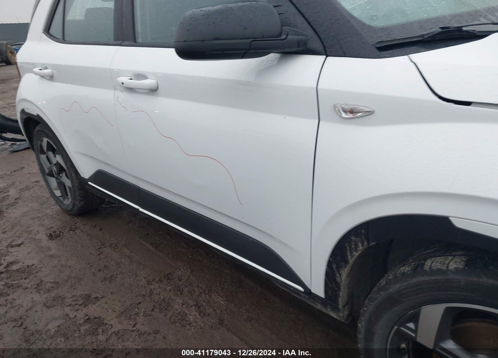 2022 HYUNDAI VENUE LIMITED VIN: KMHRC8A39NU166910