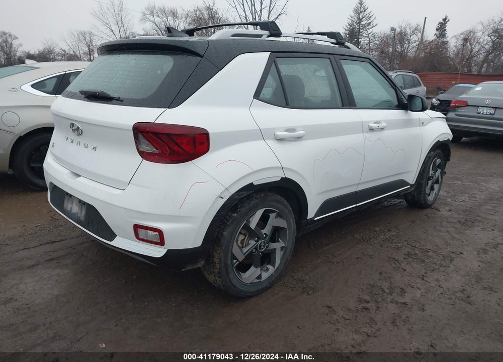 2022 HYUNDAI VENUE LIMITED VIN: KMHRC8A39NU166910