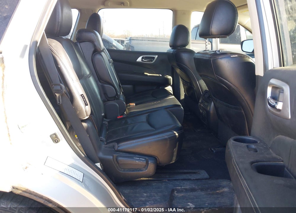 2020 NISSAN PATHFINDER SL 2WD VIN: 5N1DR2CN0LC604351