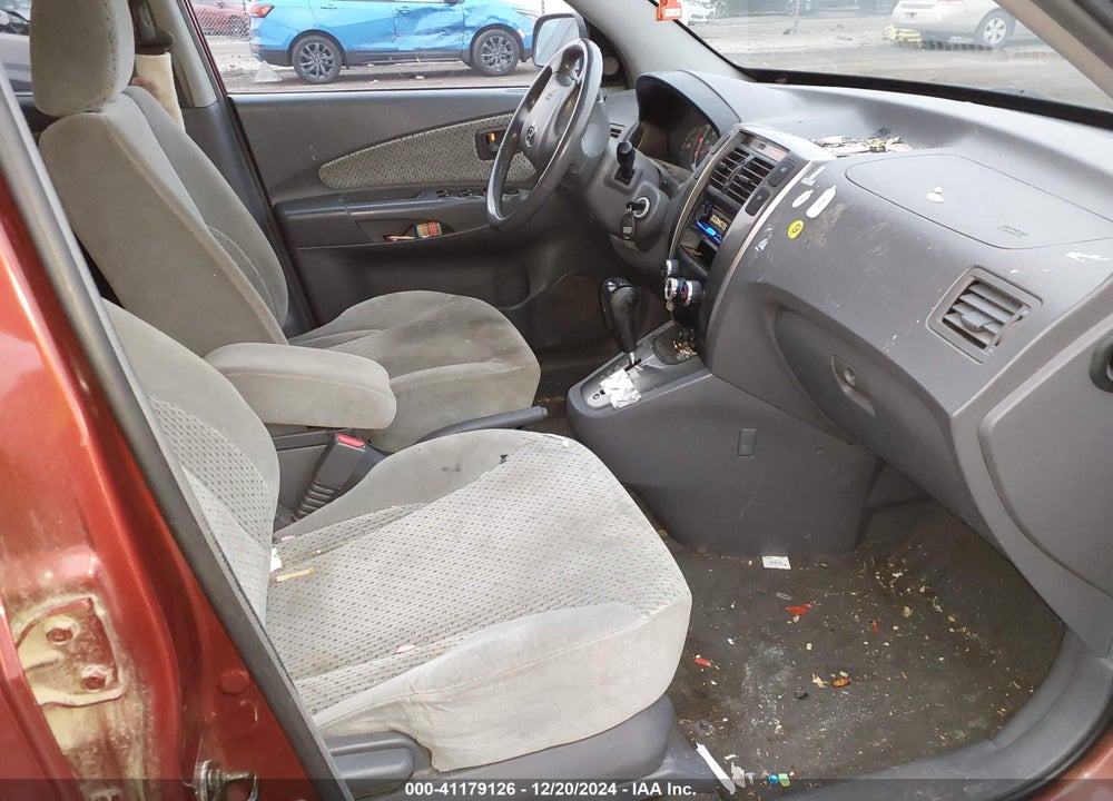 2005 HYUNDAI TUCSON GLS/LX VIN: KM8JN12D45U096271