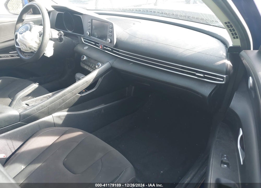 2021 HYUNDAI ELANTRA VIN: KMHLM4AG8MU209596