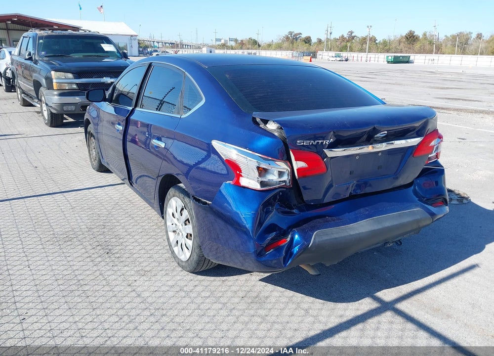 2018 NISSAN SENTRA VIN: 3N1AB7AP2JY213321