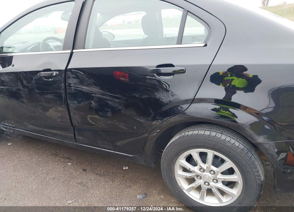 2020 CHEVROLET SONIC VIN: 1G1JD5SB4L4115565