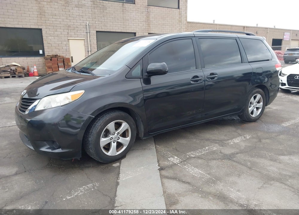 2013 TOYOTA SIENNA VIN: 5TDKK3DC7DS324056